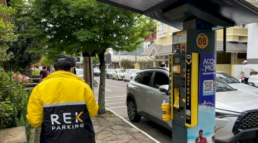 Cobrança do estacionamento rotativo está suspensa até domingo, dia 05
