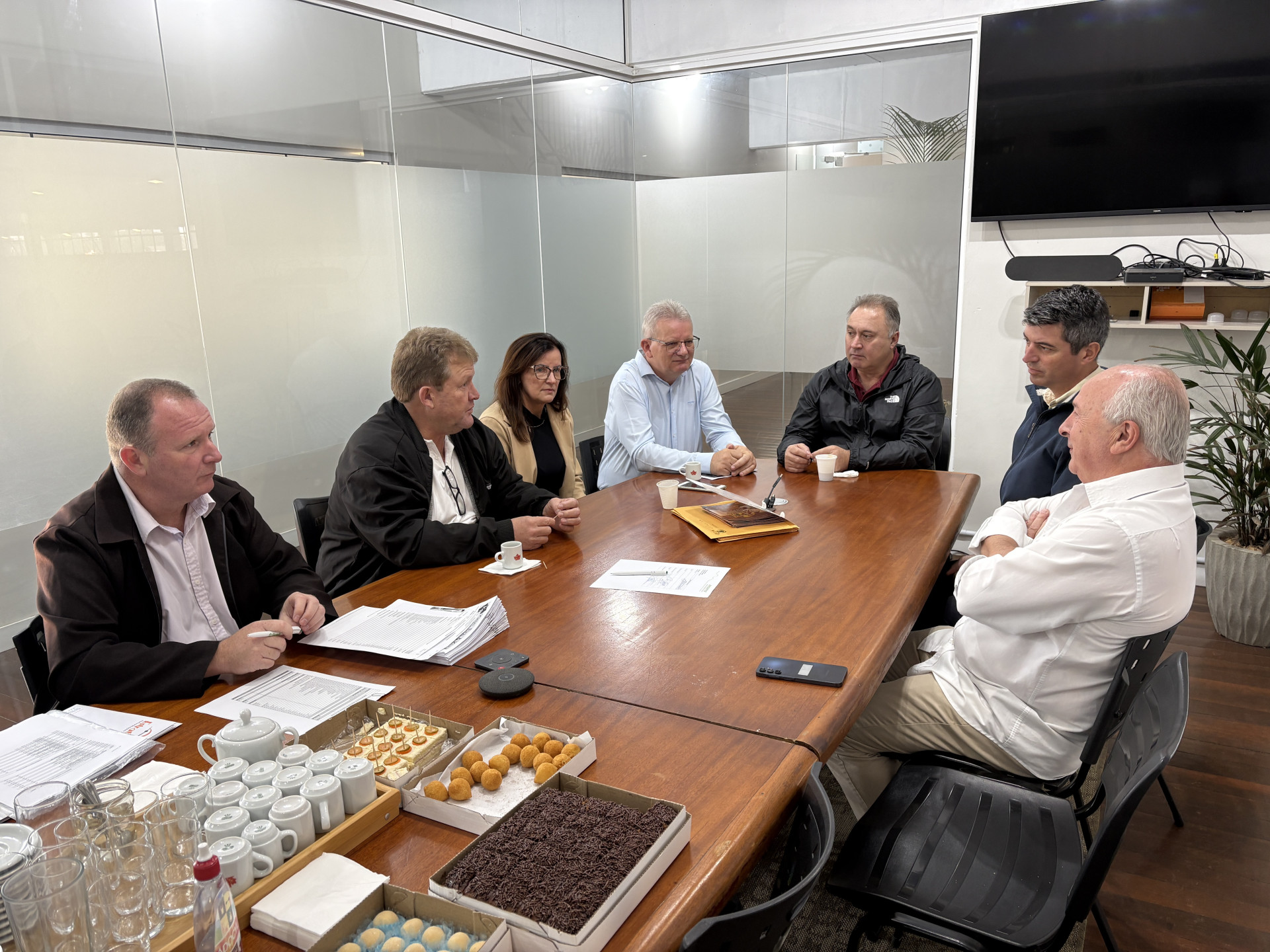 Amserra elege prefeito de Nova Petrópolis como novo presidente e aprova contas de 2025