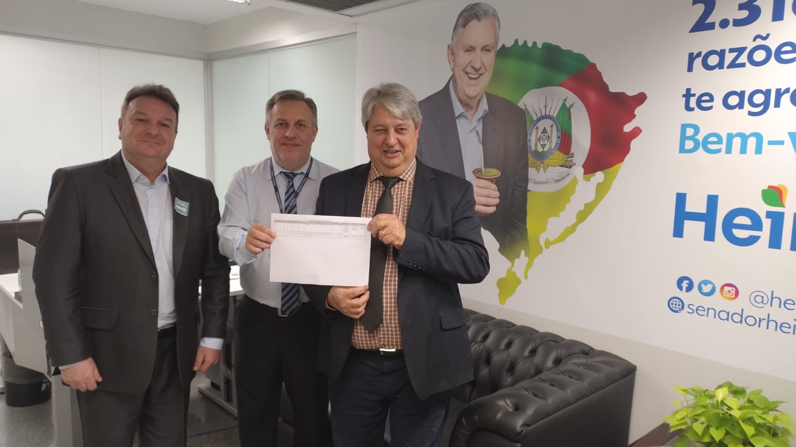 Em Brasília, Gramado confirma recursos para saúde e infraestrutura urbana