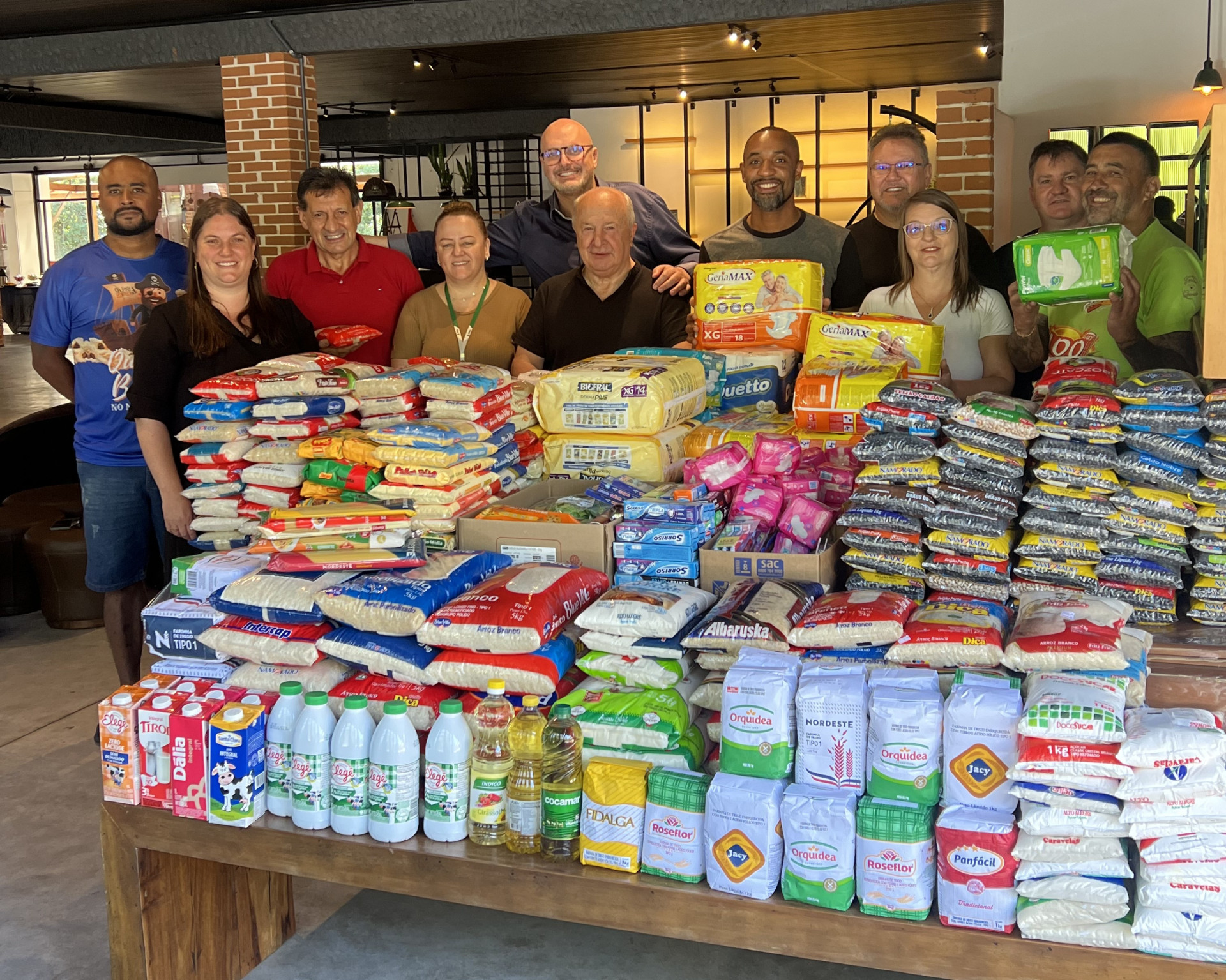 Festa solidária: itens arrecadados no Carnaval das Hortênsias são entregues para entidades assistenciais