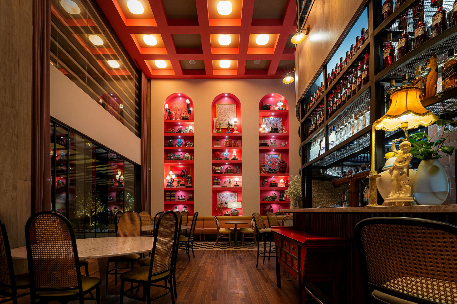 Gramado inaugura restaurante que homenageia o filme Cinema Paradiso na Rua Coberta