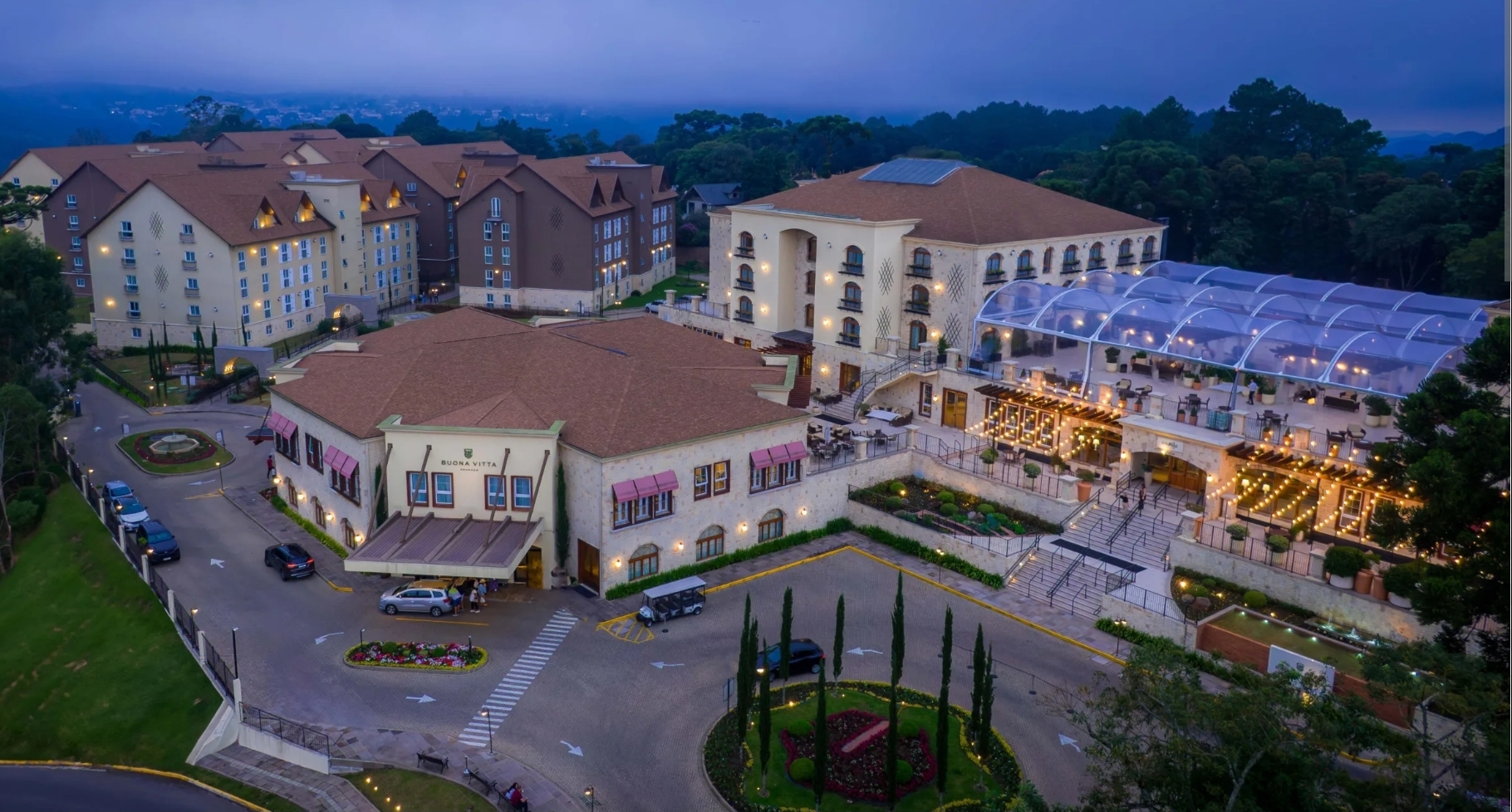 Gramado Parks promove feirão com 200 vagas de emprego e salários de até R$ 4 mil