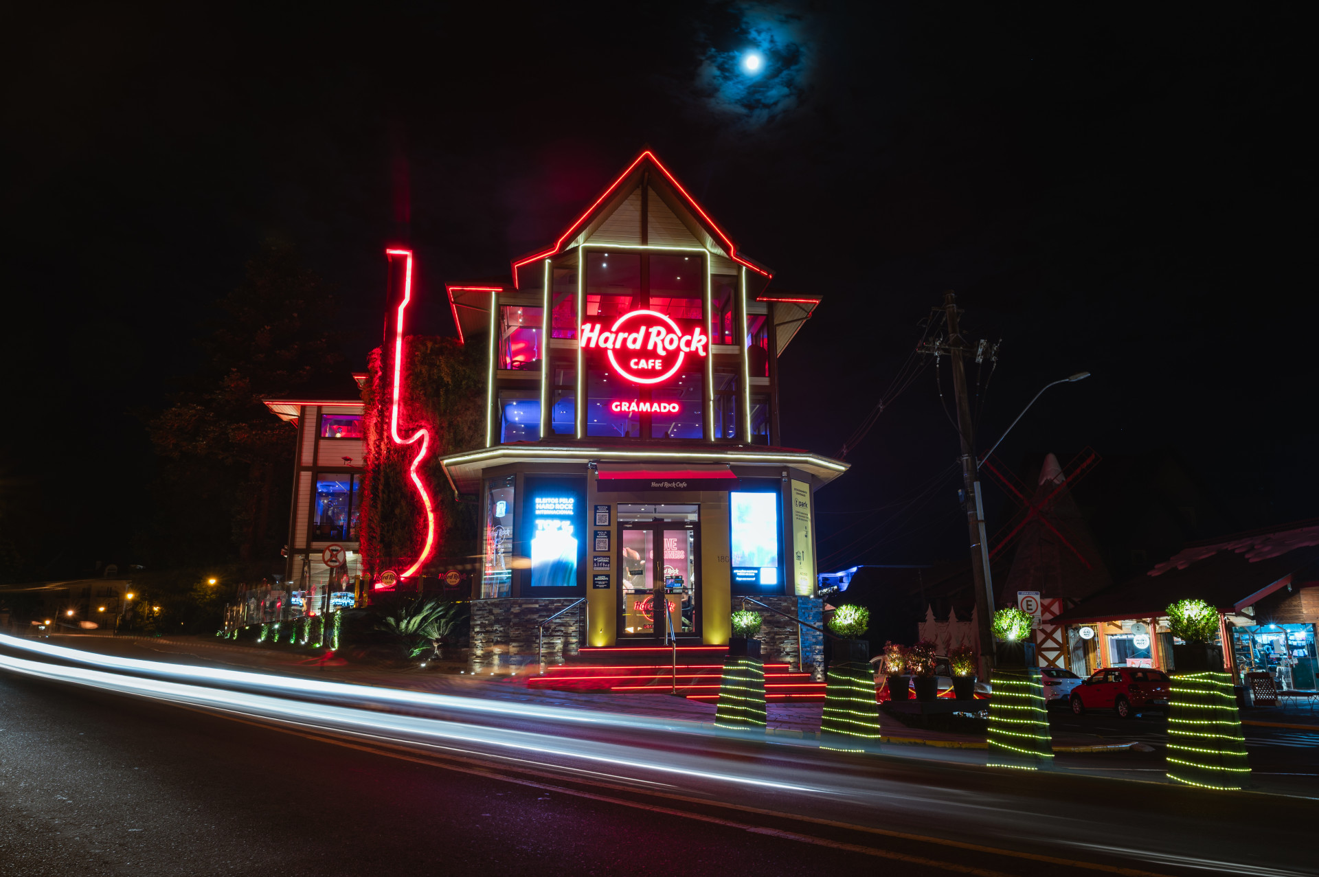 Hard Rock Cafe Gramado cria campanha exclusiva para moradores com promoção “compre um e ganhe outro”