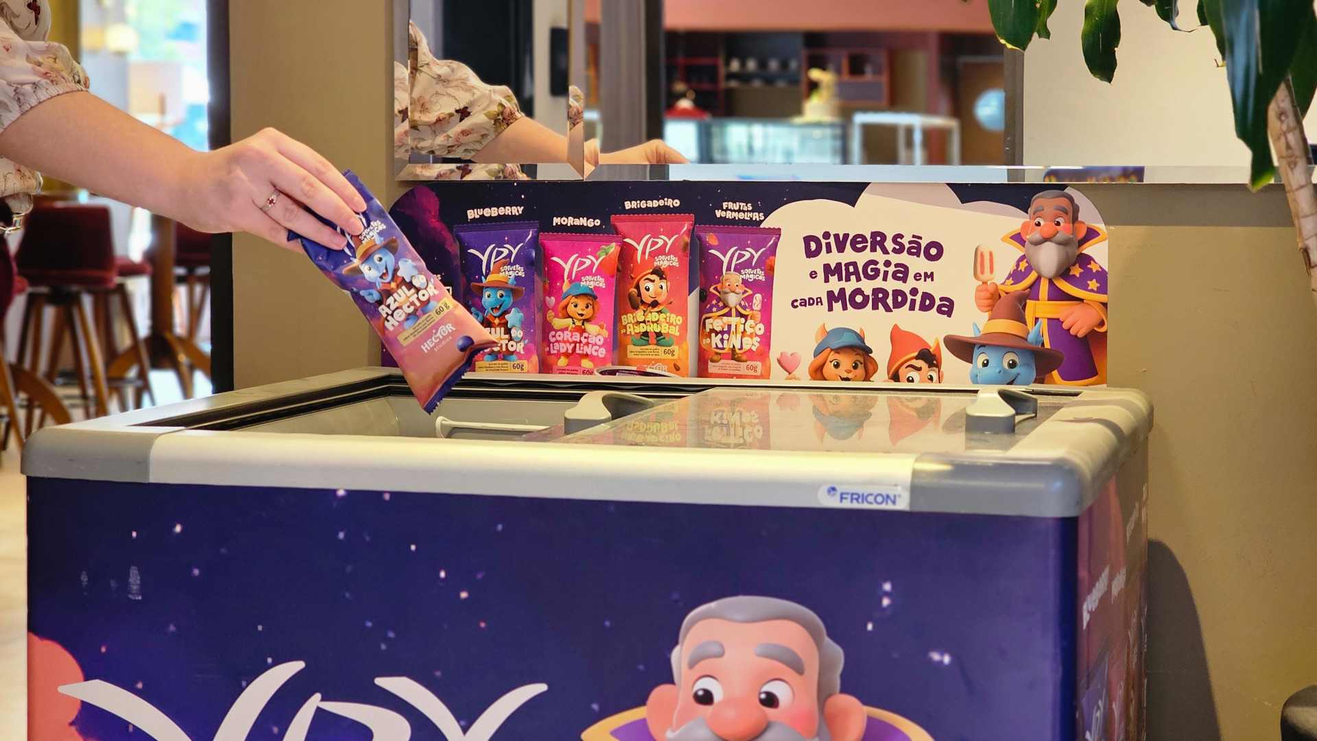 Hotéis Fioreze passam a oferecer linha exclusiva de “sorvetes mágicos” da Hector em Gramado