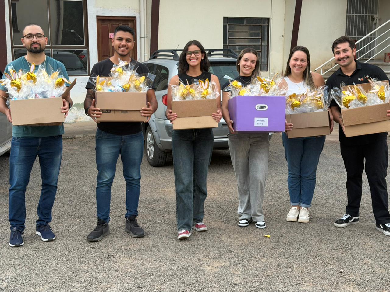 Juventude do Progressistas leva afeto e solidariedade na Páscoa em Gramado