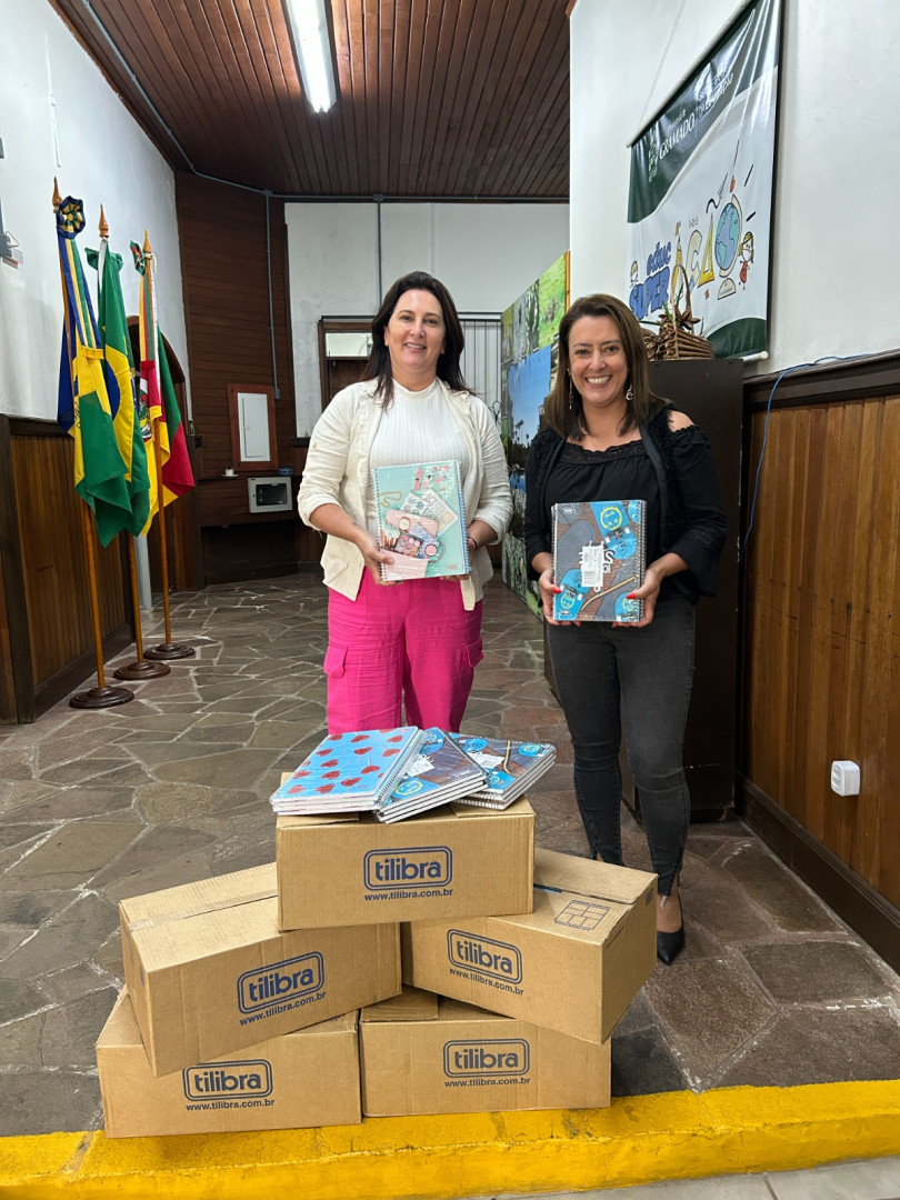 Residence Club Hard Rock Hotel Gramado fortalece compromisso com a comunidade com entrega de material escolar