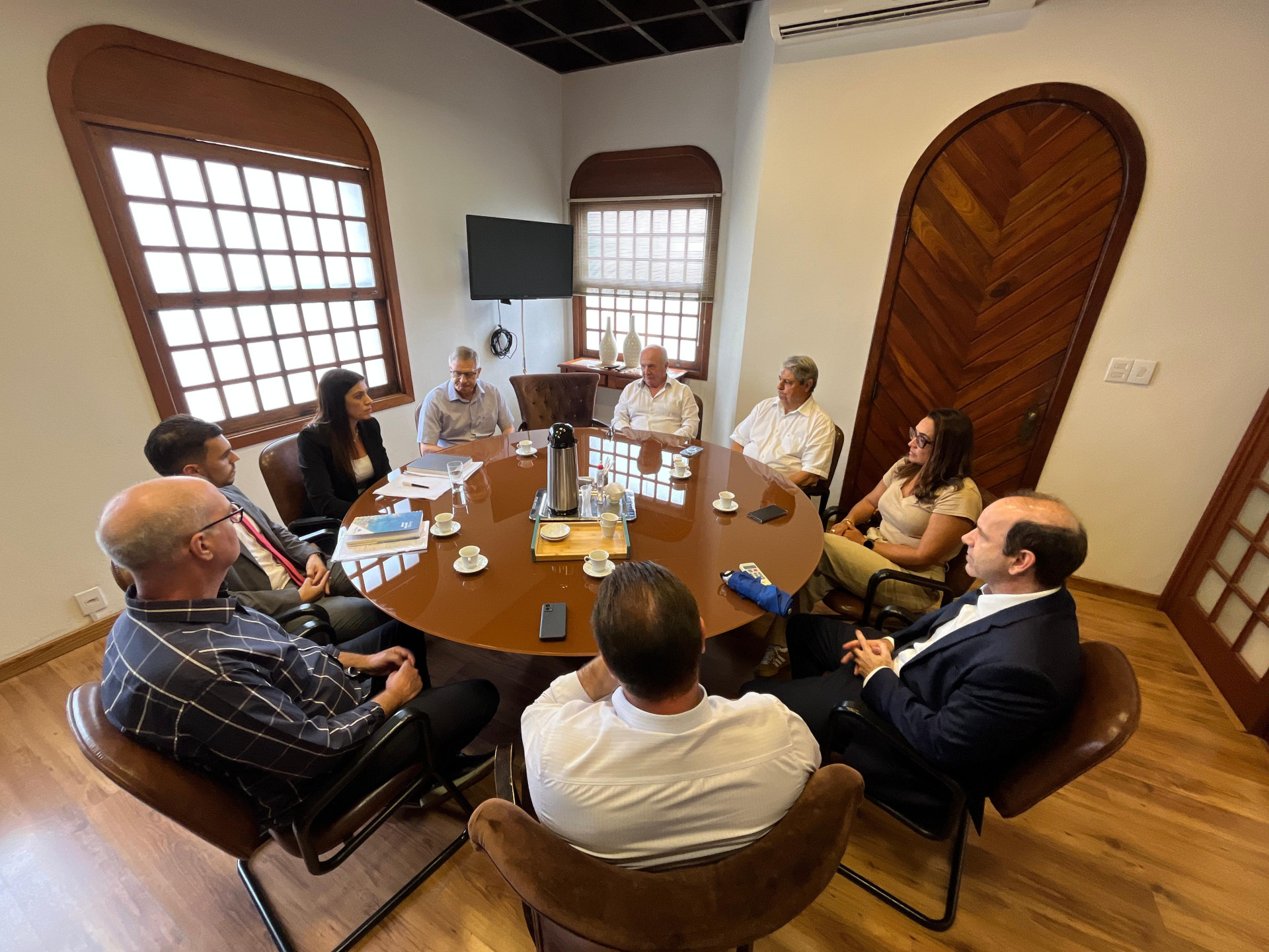 Reunião em Gramado discute serviços do Hospital Arcanjo São Miguel após operação da Polícia Federal